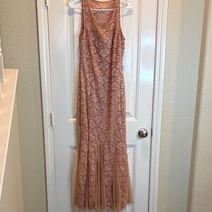 Lace Dress in Rose gold